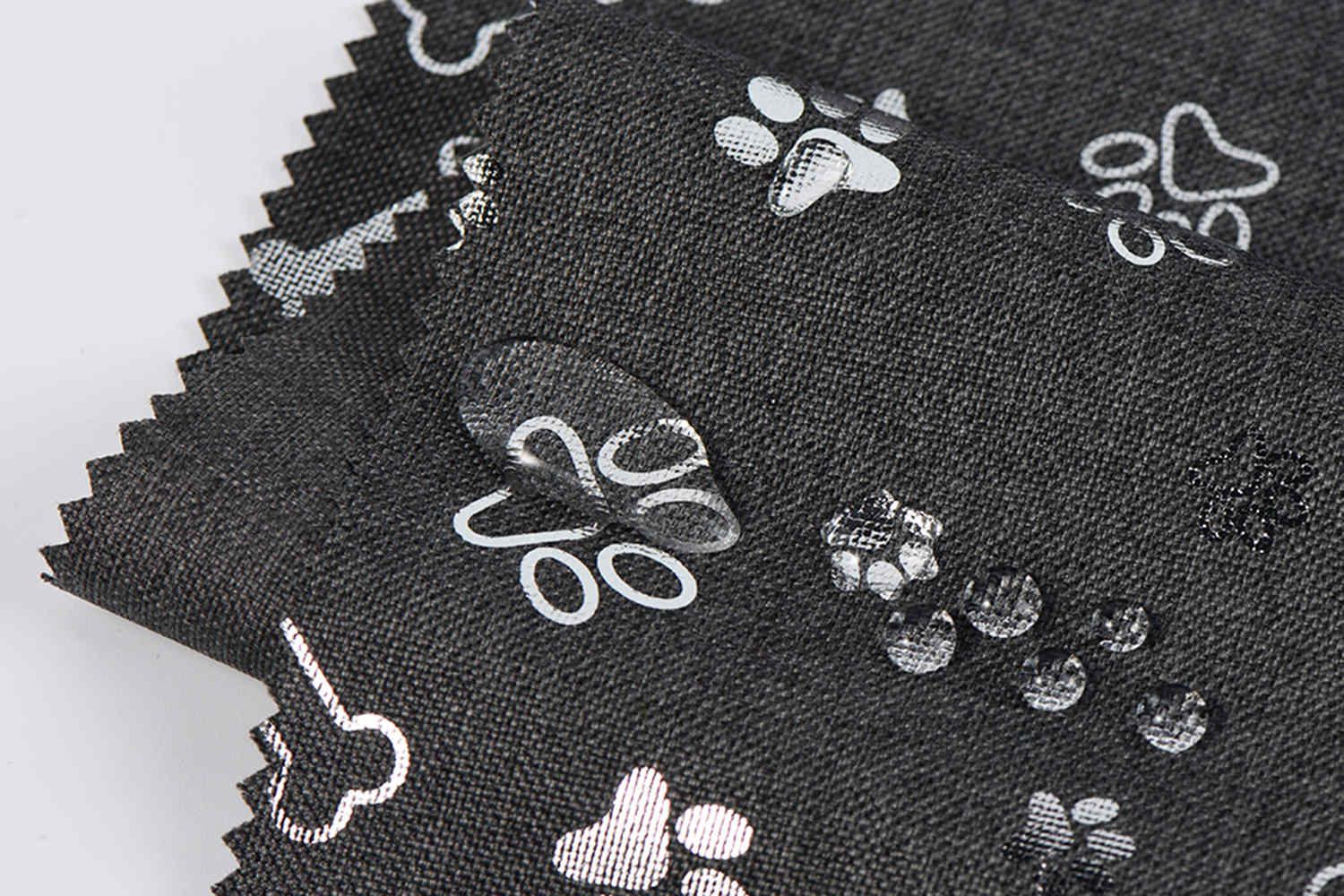 PU -päällystetty 600D 68T -kationi hopeatulostuksella